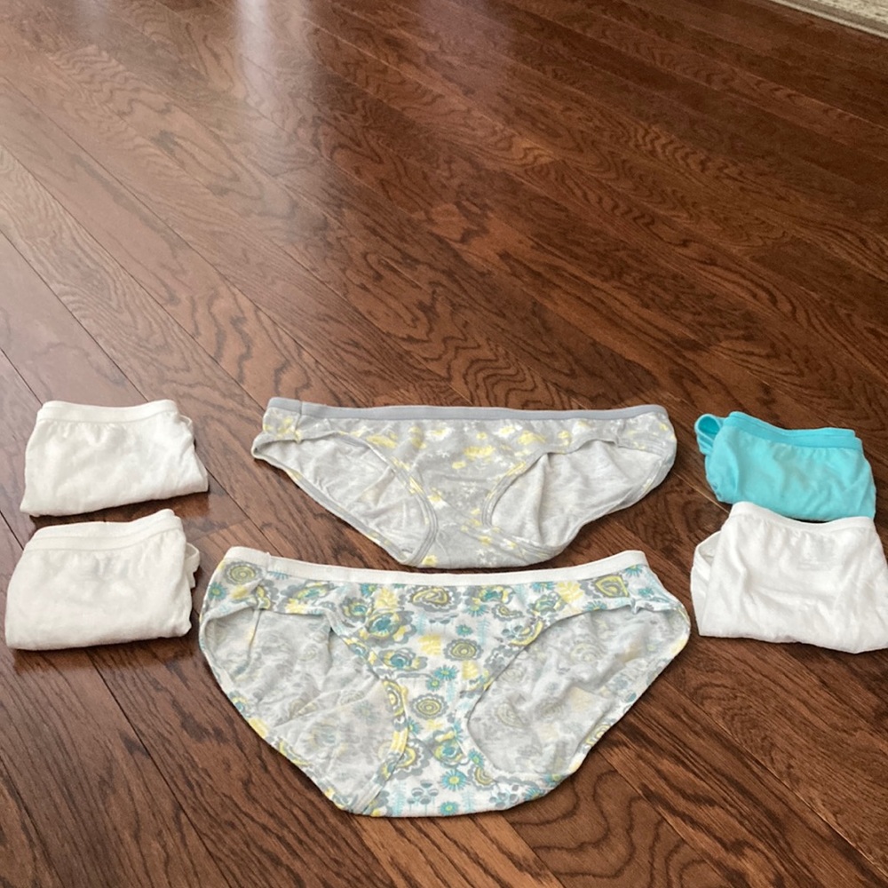 Hanes brand bikini womens underwear not worn